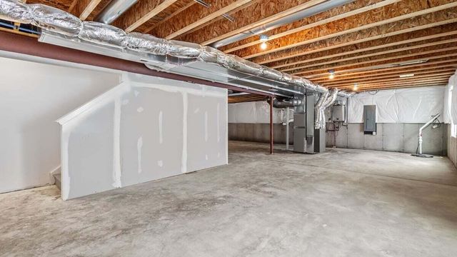 7562 W 106th Place, Crown Point, IN 46307