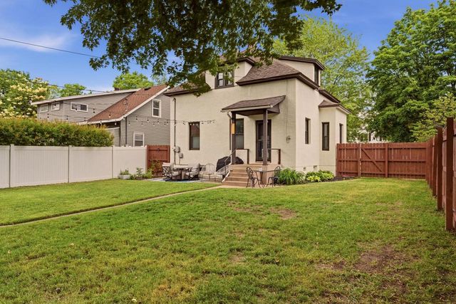 410 21st STREET S, La Crosse, WI 54601