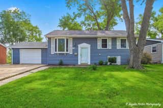410 WILLOW Road, Wauconda, IL 60084