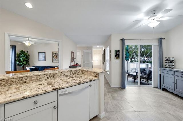 5070 Cedar Springs DR # 204, Naples, FL 34110