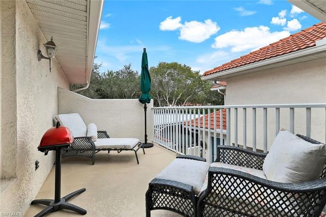 5070 Cedar Springs DR # 204, Naples, FL 34110