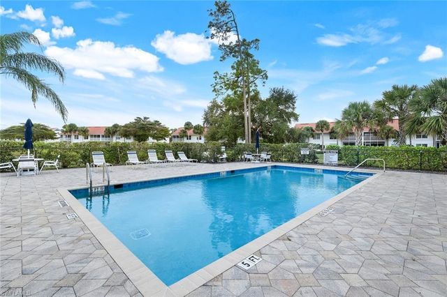 5070 Cedar Springs DR # 204, Naples, FL 34110