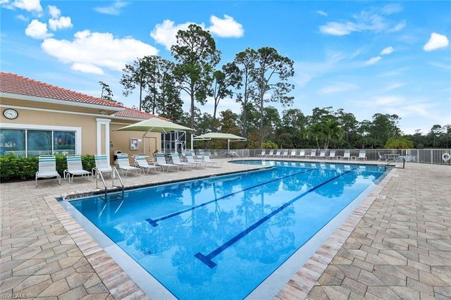 5070 Cedar Springs DR # 204, Naples, FL 34110
