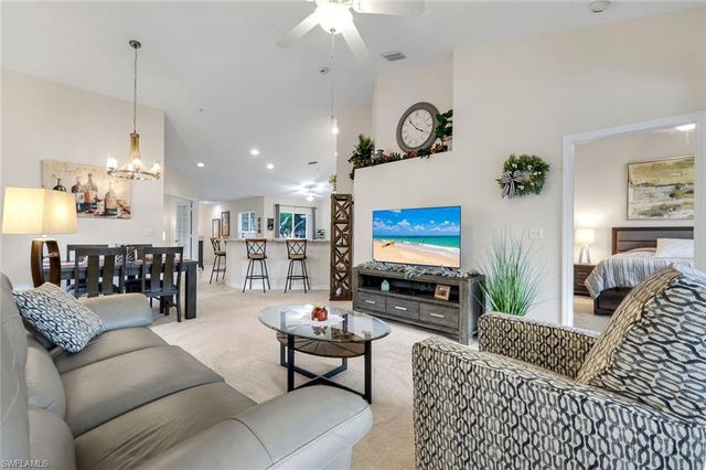 5070 Cedar Springs DR # 204, Naples, FL 34110