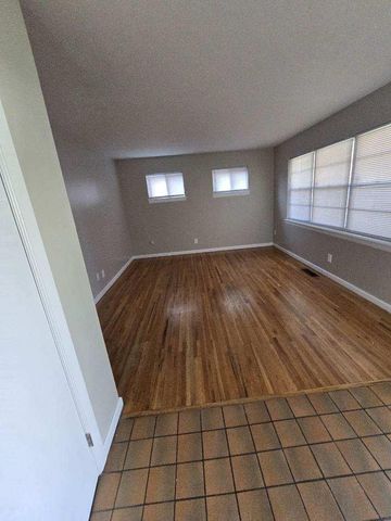 535 S 98th East Avenue, Tulsa, OK 74128