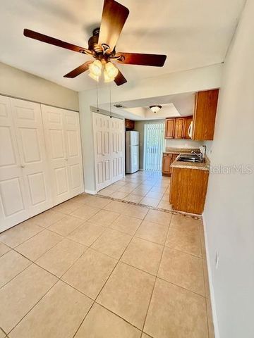 19 LAGO MESA WAY, Kissimmee, FL 34743