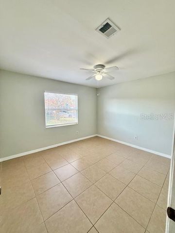 19 LAGO MESA WAY, Kissimmee, FL 34743