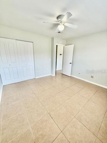 19 LAGO MESA WAY, Kissimmee, FL 34743