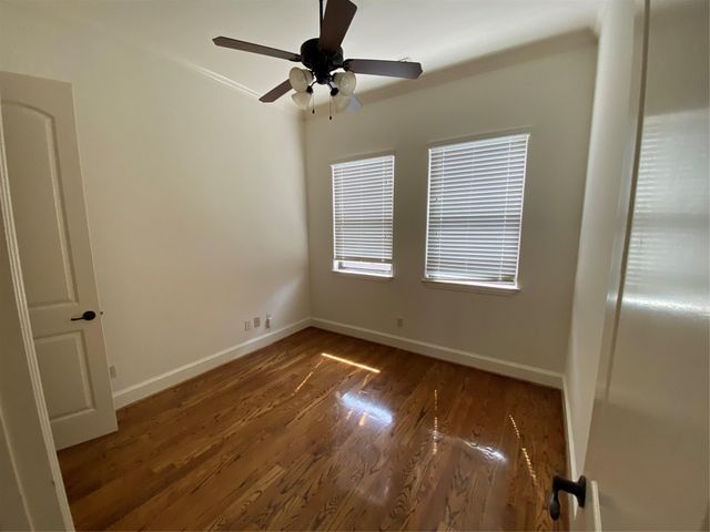 6353 Richmond Avenue 124, Houston, TX 77057