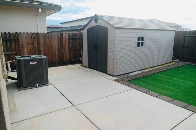 9064 Horvath St, Elk Grove, CA 95624