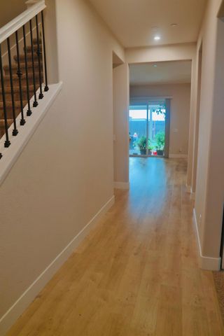 9064 Horvath St, Elk Grove, CA 95624