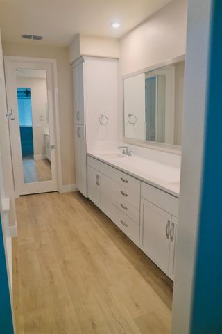 9064 Horvath St, Elk Grove, CA 95624