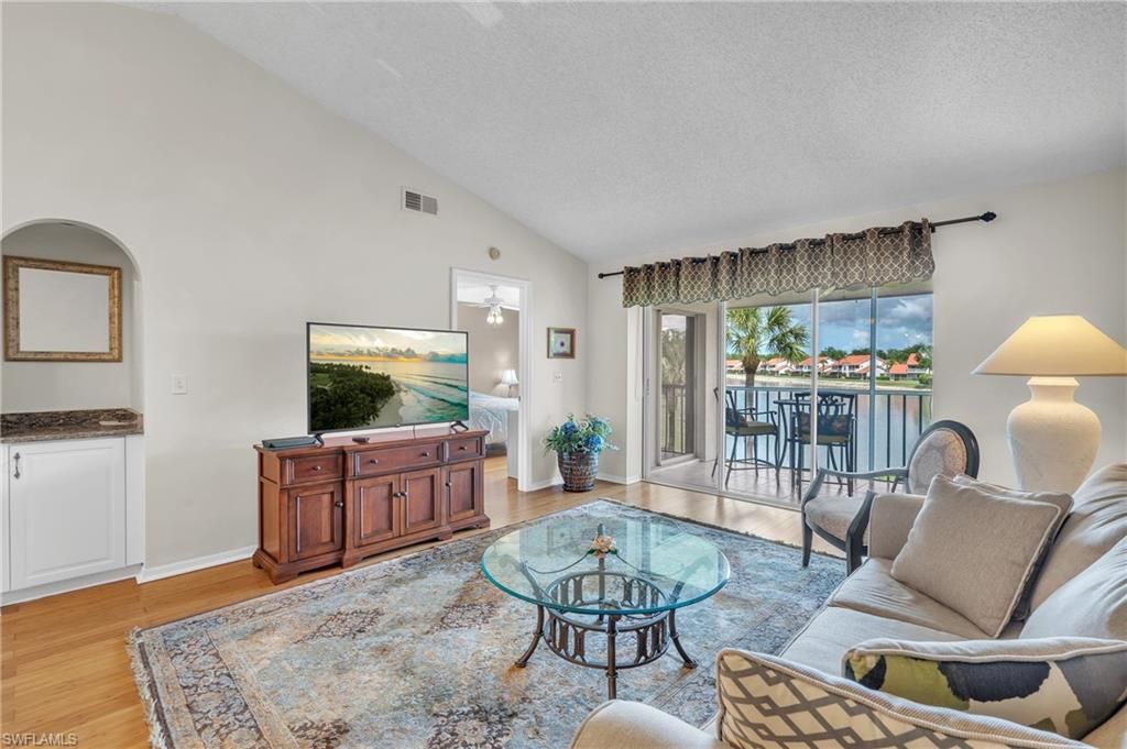 505 Mardel DR 109, NAPLES, FL 34104 — photo 2