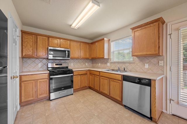 1519 Plume Grass PL, Round Rock, TX 78665