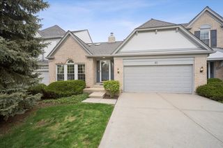 80 Fontaine Court, Bloomingdale, IL 60108