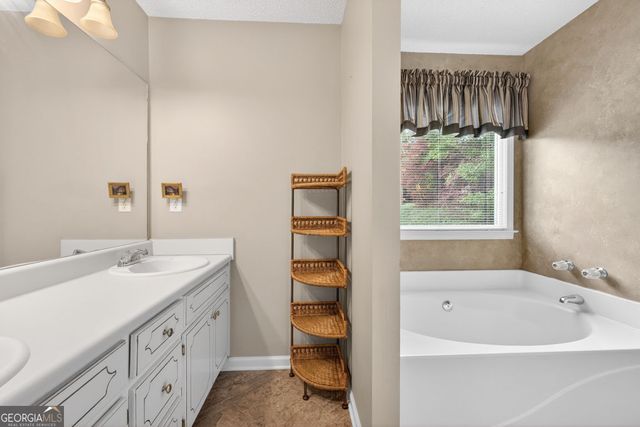 1260 Hannah Court SE, Dacula, GA 30019