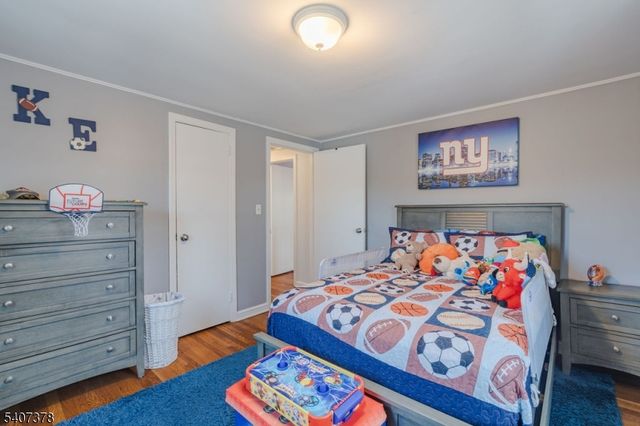 33 Midland Drive, Morris Twp., NJ 07960