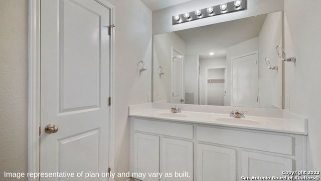 511 Avalon Bank, Cibolo, TX 78108