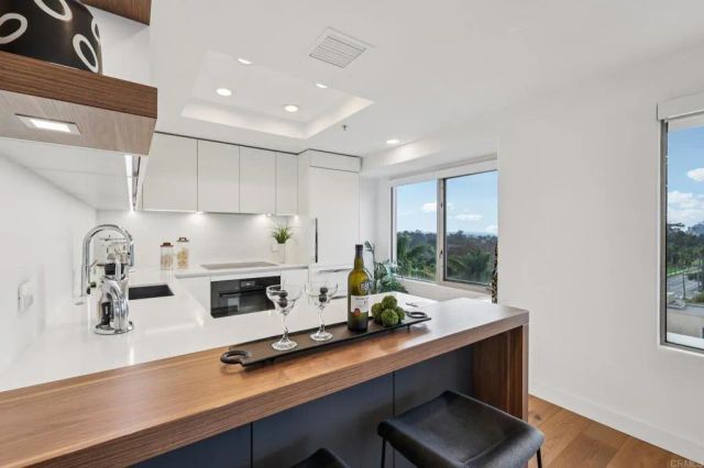 3060 6th Avenue 7, San Diego, CA 92103