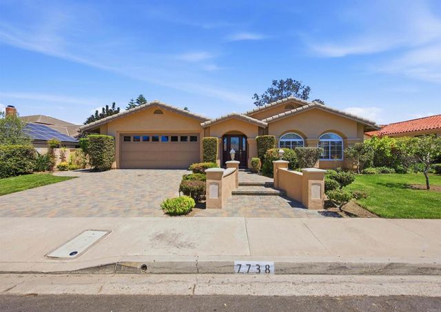 7738 Madrilena Way, Carlsbad, CA 92009