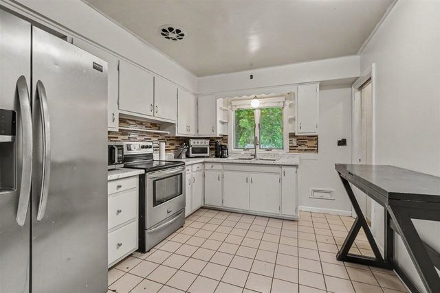 8126 Lorac Street, Portage, MI 49002