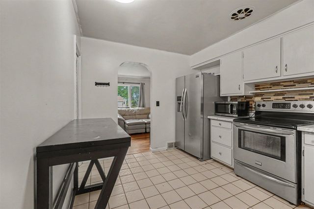 8126 Lorac Street, Portage, MI 49002