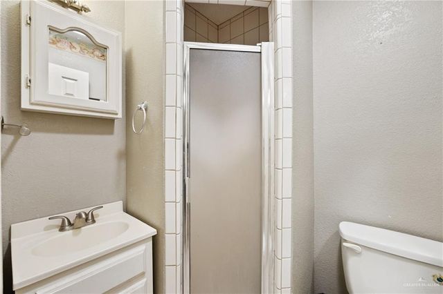 1913 Point West Drive, Edinburg, TX 78539