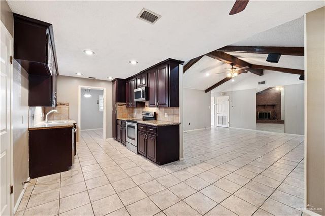 1913 Point West Drive, Edinburg, TX 78539