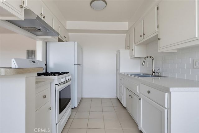 408 N Electric F, Alhambra, CA 91801