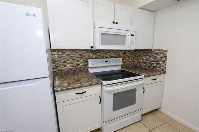 2828 Jackson ST C4, Fort Myers, FL 33901