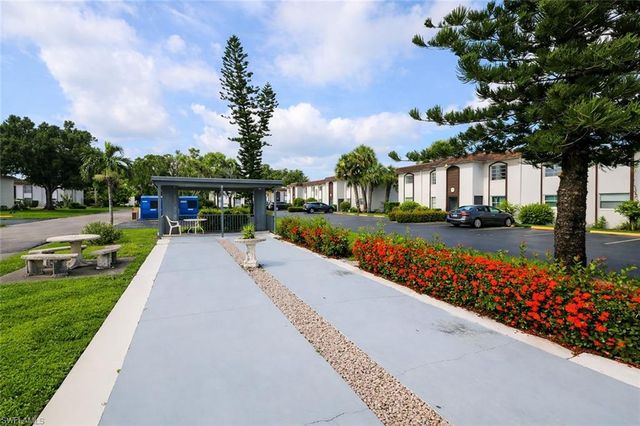 2828 Jackson ST C4, Fort Myers, FL 33901