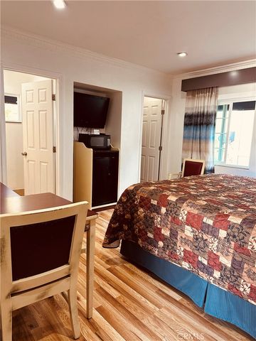 5850 W Olympic, Los Angeles, CA 90036