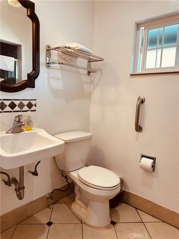 5850 W Olympic, Los Angeles, CA 90036