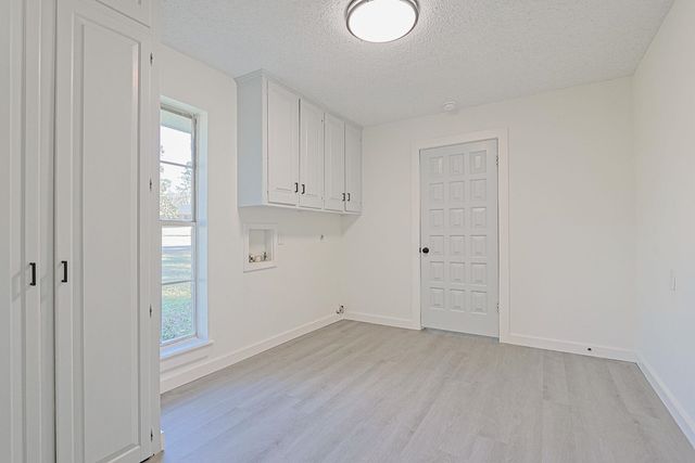 401 Kingsway Dr., Overton, TX 75684