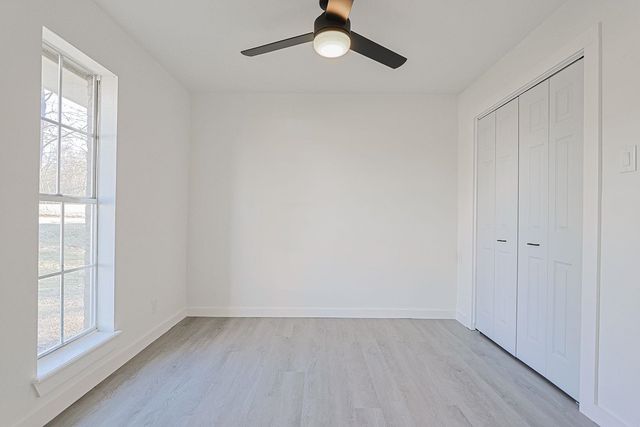 401 Kingsway Dr., Overton, TX 75684