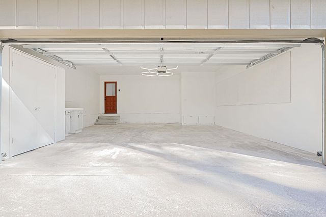 401 Kingsway Dr., Overton, TX 75684