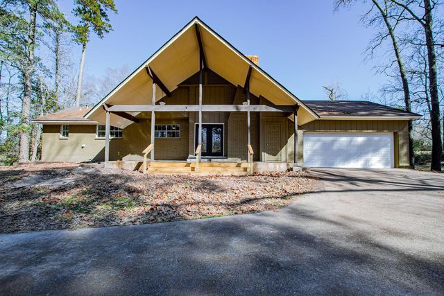 401 Kingsway Dr., Overton, TX 75684