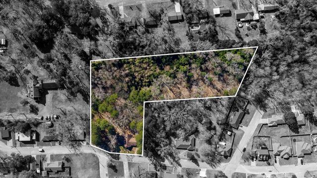 401 Kingsway Dr., Overton, TX 75684