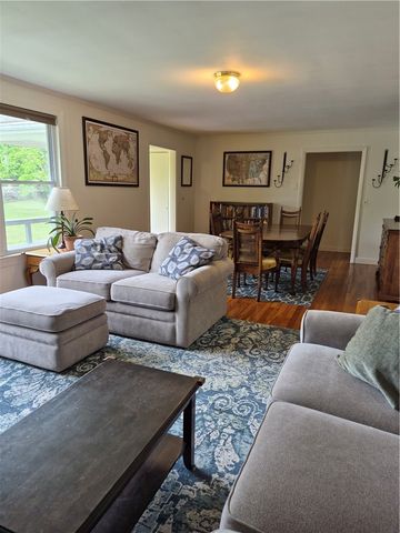 345 Stone Church Road, Tiverton, RI 02878