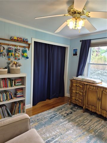 345 Stone Church Road, Tiverton, RI 02878