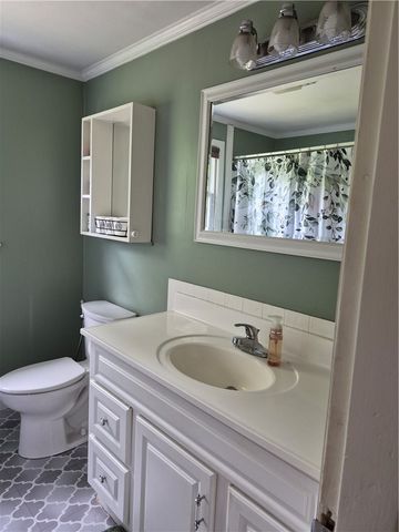 345 Stone Church Road, Tiverton, RI 02878