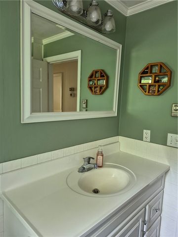 345 Stone Church Road, Tiverton, RI 02878
