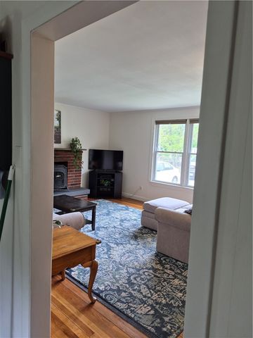 345 Stone Church Road, Tiverton, RI 02878