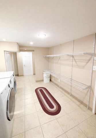 1 Birch Haven Court, East Northport, NY 11731