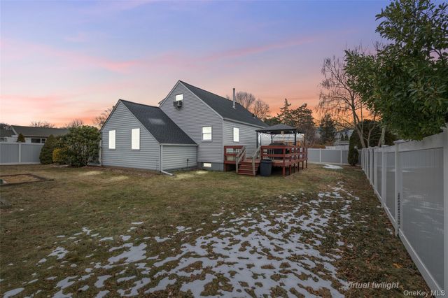 1 Birch Haven Court, East Northport, NY 11731