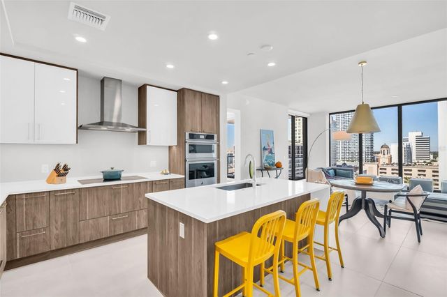 301 1ST STREET S 1404, St Petersburg, FL 33701