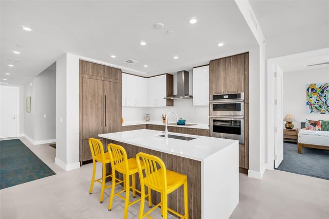 301 1ST STREET S 1404, St Petersburg, FL 33701