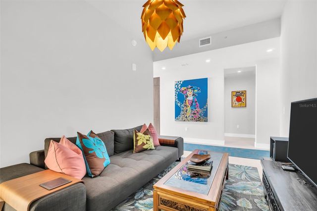 301 1ST STREET S 1404, St Petersburg, FL 33701