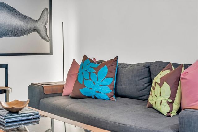 301 1ST STREET S 1404, St Petersburg, FL 33701