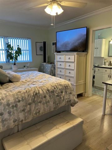 2734 NE 27th Court 22, Lighthouse Point, FL 33064